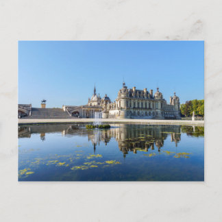 Carte Postale Château de Chantilly avec reflet dans un étang
