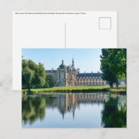 Château de Chantilly et reflet dans un étang
