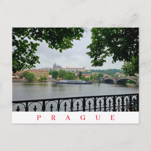 Carte postale Château de Prague et vue sur le fleu