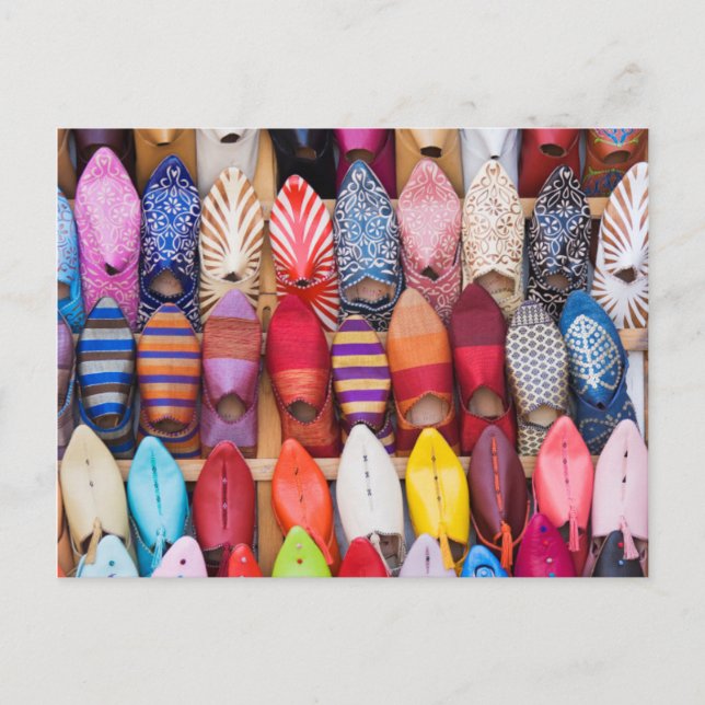 Carte Postale Chaussures exposées dans une boutique dans les sou (Devant)