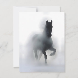 Carte Postale Cheval majestueux dans le brouillard – Abstrait mi