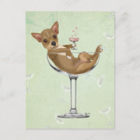 Chihuahua en verre de cocktail