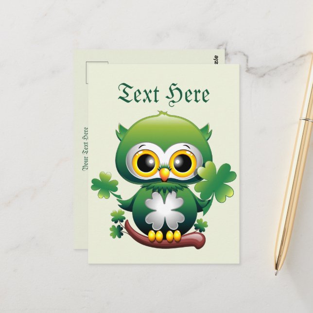 Carte Postale Chouette bébé St Patrick dessin animé mignon (Devant/Arrière en situation)