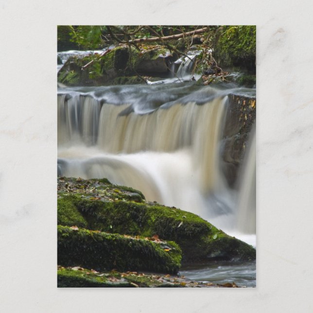 Carte Postale chute d'eau de vitres (Devant)