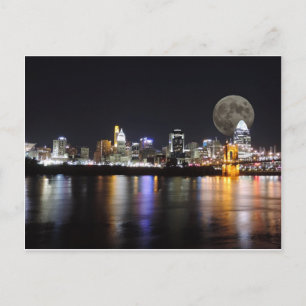Carte Postale Ciel de Cincinnat avec la lune