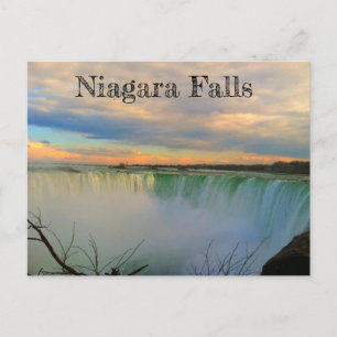 Carte Postale Ciel dramatique des chutes Niagara