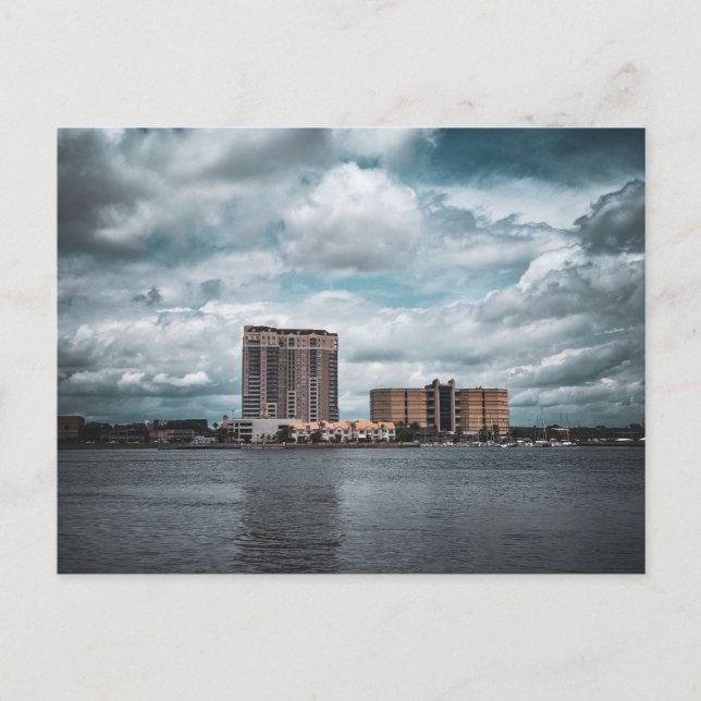 Carte Postale Ciel nuageux dramatique (Devant)
