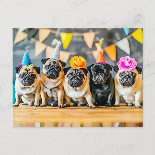 Carte Postale Cinq pugs avec des chapeaux de fête ensemble (Devant)