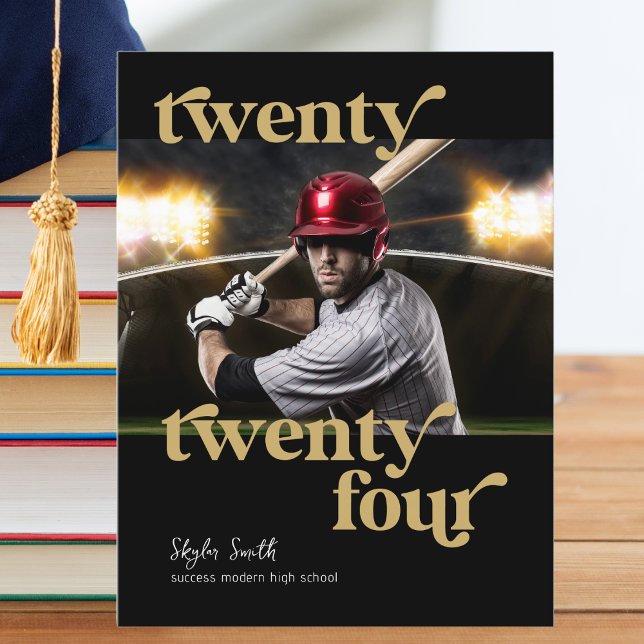 Carte Postale Classe moderne personnalisée de 2024 - Diplôme pho (Graduation Class of 2024 Photo Announcement. Sure to be a hit out of the park with your graduate. )