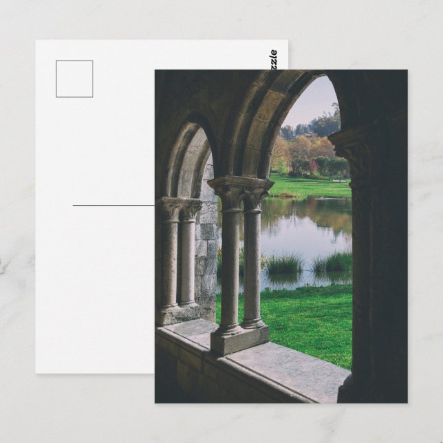 Carte Postale cloître gothique médiéval du 13e siècle au bord d' (Devant / Derrière)
