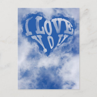 Carte Postale Coeur bleu ciel entouré de nuages. Je t'aime
