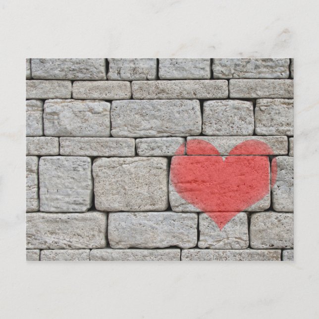 Carte Postale Coeur rouge sur mur de pierre gris (Devant)