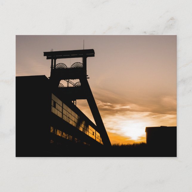 Carte Postale Colliery au coucher du soleil (Devant)