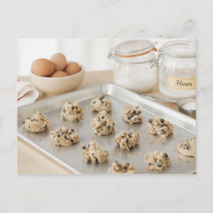Carte Postale Cookies crus sur plateau à cuisson