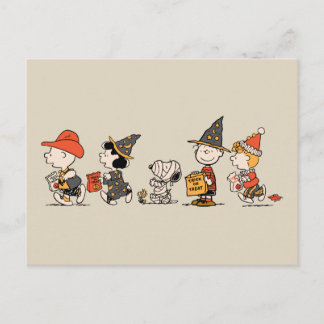 Carte Postale Cortège joyeux d'Halloween de la bande de Peanuts