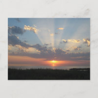 Coucher de soleil de la mer Baltique avec rayons d