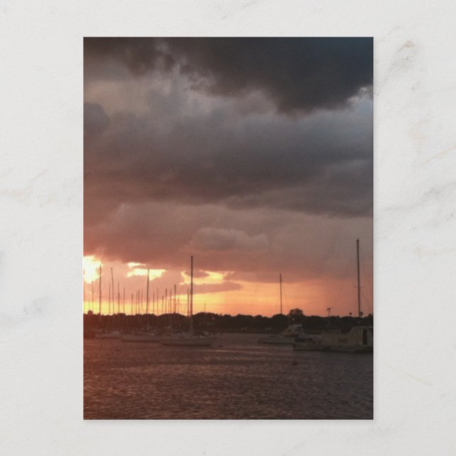 Carte Postale Coucher de soleil et bateaux sur l'eau (Devant)