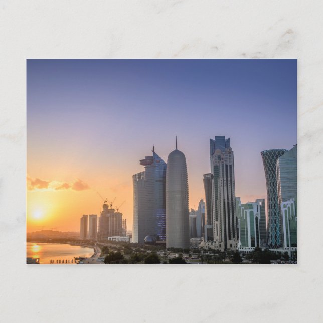 Carte Postale Coucher de soleil sur la ville de Doha, Qatar (Devant)