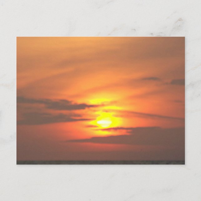 Carte Postale Coucher de soleil sur l'océan profond, lueur du so (Devant)