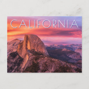 Carte Postale Coucher de soleil sur un paysage rocheux