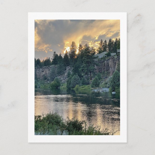 Carte Postale Coucher de soleil sur une rivière (Devant)