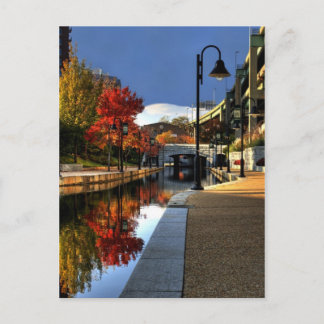 Carte Postale Couleurs D'Automne Le Long Du Canal