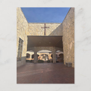 Carte Postale Courtyard en pierre historique