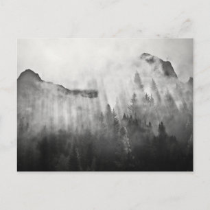 Carte Postale Croix sur le sommet des monts Foggy