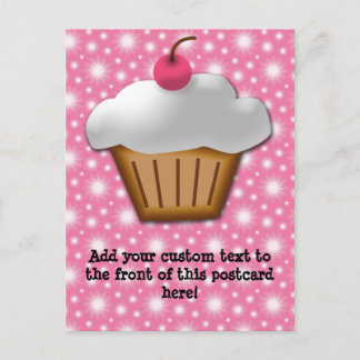 Carte Postale Cupcake coupé avec cerise rose sur le dessus