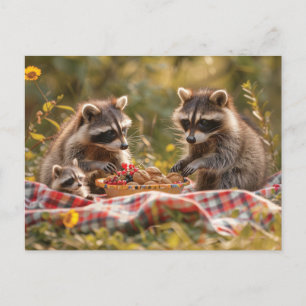 Carte Postale Cute famille raccoon avec pique-nique