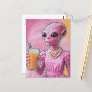 Carte Postale Dame Alien surréaliste en rose avec jus d'orange