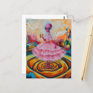 Carte Postale Dame Alien surréaliste en rose avec jus d'orange