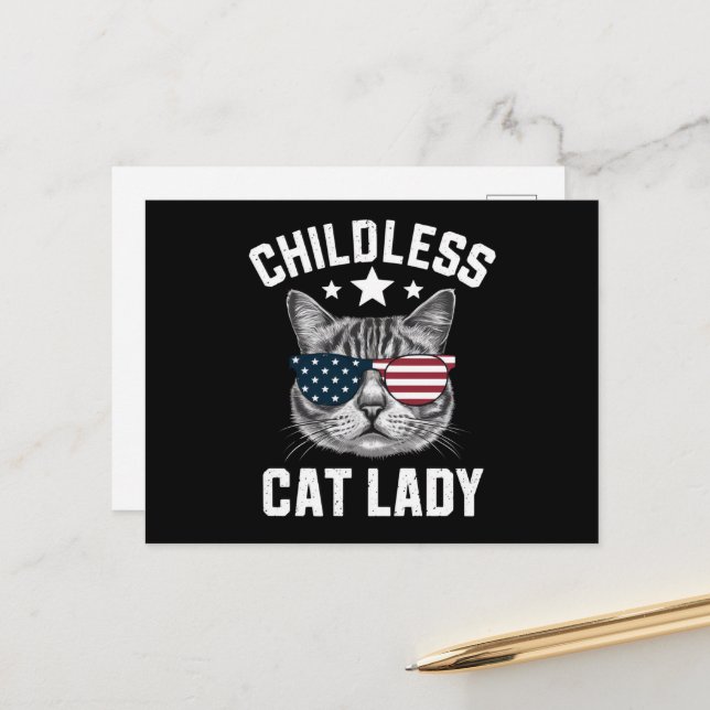 Carte Postale Dame au Chat sans Enfants 2024  (Devant/Arrière en situation)