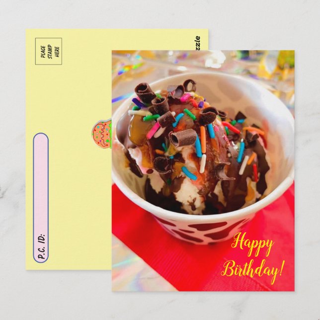 Carte postale d'anniversaire de sundae de glace Po (Devant / Derrière)