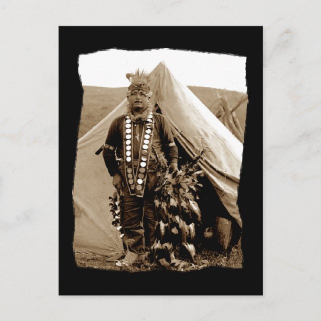 Carte Postale Danseuse vintage amérindienne Lakota (Devant)