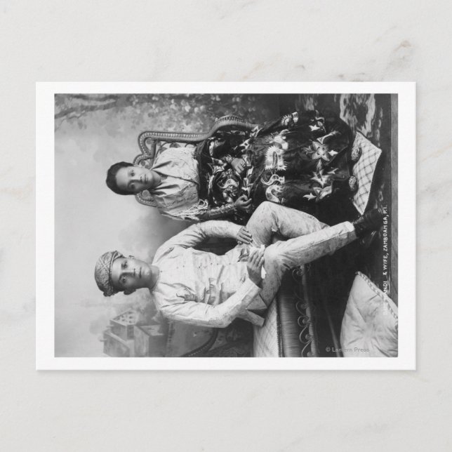 Carte Postale Dato Mandi et épouse aux Philippines Photographe (Devant)