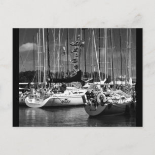 Carte postale de bateau noir et blanc