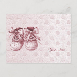 Carte postale de chaussures de bébé roses