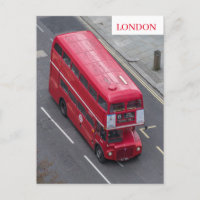 Carte postale de la vue aérienne du bus rouge de L