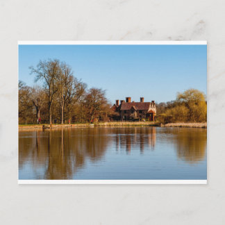 Carte Postale De l'autre côté du lac.