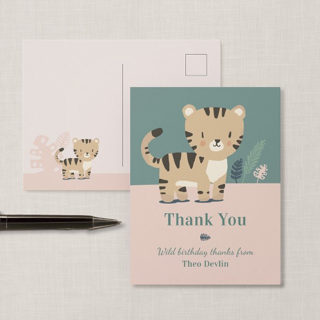 Carte postale de remerciement pour anniversaire Sa (Tiny Tiger - Jungle Safari Birthday Thank You Postcard)