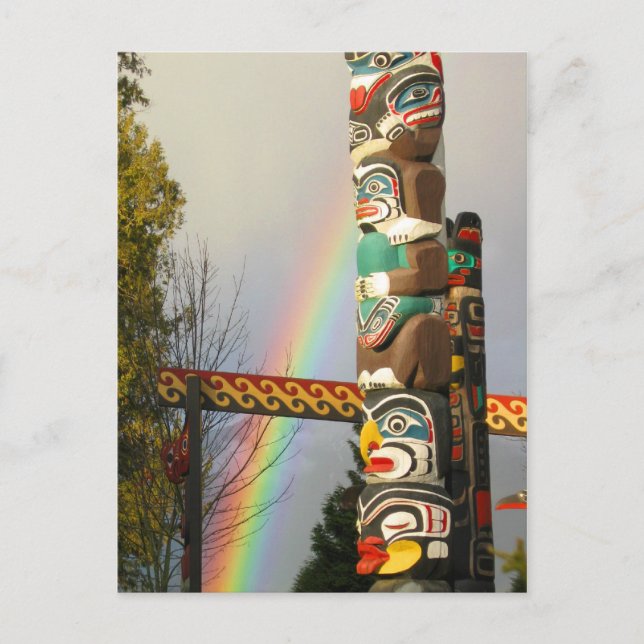 Carte postale de totem d'arc-en-ciel (Devant)