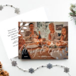 Carte Postale De Vacances En Aluminium Gloire à Dieu Noël botanique<br><div class="desc">Inspirationnel "Gloire à Dieu" un accueil de Noël photo présente un joli script de calligraphie blanche et une bordure feuillue en feuille d'argent. L'arrière de cette carte de vacances élégante comprend un message de vacances éditable sucré ainsi que votre adresse de retour.</div>