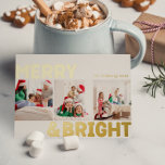Carte Postale De Vacances En Aluminium Gras moderne trois photos Joyeux et brillant or<br><div class="desc">Envoyez des voeux chauds cette saison de vacances avec cette carte postale unique et mignonne, moderne et audacieuse trois photos joyeuses et brillante feuille d'or. Son design simple et minimaliste présente des éléments d'inspiration boho en feuille d'or. Célébrant l'esprit festif de décembre, ce design apporte une touche joyeuse et amusante...</div>