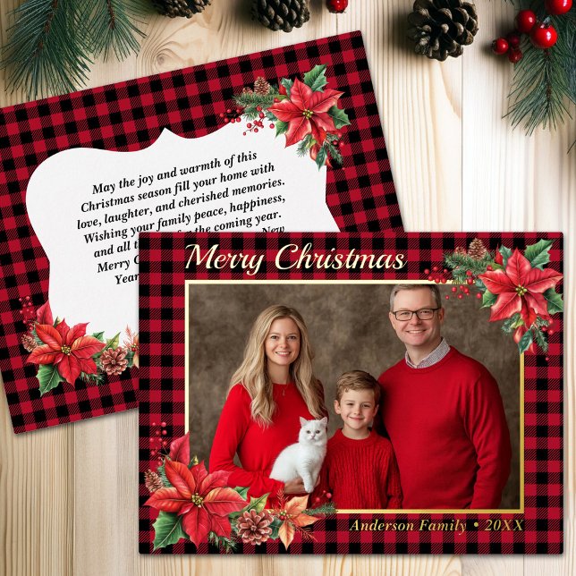 Carte Postale De Vacances En Aluminium Photo de famille de Noël Poinsettia Buffalo (Christmas Poinsettia Buffalo Plaid Family Photo Foil Holiday Postcard)