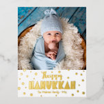 Carte Postale De Vacances En Aluminium Photo Happy Hanoukka Modern Whimsical Real Gold<br><div class="desc">"Bonne Hanoukka." Fun, ludique, fantaisiste, artisanal de la vraie typographie de feuille d'or et une Star of David motif aléatoire superposent un arrière - plan blanc et propre. Ajoutez la photo de votre choix et aidez à ouvrir à Hanoukka avec cette carte postale de voeux en or véritable, colorée et...</div>