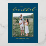 Carte Postale De Vacances En Aluminium Script moderne Bleu Heureux Hanoukka Photo<br><div class="desc">Heureux Hanoukka ! Envoyez vos souhaits à votre famille et à vos amis avec cette carte postale Hanoukka personnalisable en feuille d'or. Il dispose d'une calligraphie élégante et d'une typographie simple. Personnalisez en ajoutant des noms et une photo. Cette feuille d'or Happy Hanoukka carte postale est disponible sur d'autres cartes....</div>