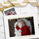 Carte Postale De Vacances En Aluminium Special Delivery Baby First Christmas Photo Gold<br><div class="desc">Special Delivery baby announcement christmas postcard with simple photo and ornate typographic design with luxury gold foil. Le programme Delivery est littéralement en lettrage contemporain moderne et le modèle photo est en train d'être mis en place pour vous permettre de faire une deuxième offre. You can also add your personalized...</div>