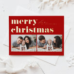 Carte Postale De Vacances En Aluminium Typographie rouge Retro Joyeux Noël Deux photos<br><div class="desc">Joyeux Noël! Envoyez vos voeux de Noël à votre famille et à vos amis avec cette carte postale de Noël personnalisable. Il présente une typographie rétro et audacieuse. Personnalisez en ajoutant vos détails. Cette carte postale de Noël en feuille d'or est disponible sur d'autres cartes. Des éléments correspondants sont disponibles....</div>