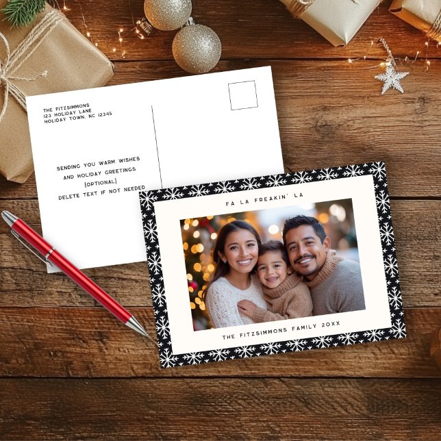 Carte postale de vacances photo noir et blanc scan (Neutral Snowflake Modern Christmas Postcard black)